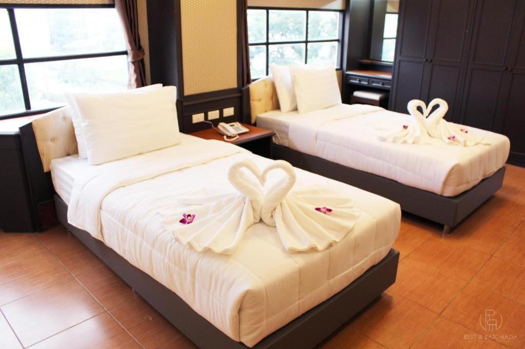 Rest@Ratchada Hotel กรุงเทพมหานคร ภายนอก รูปภาพ