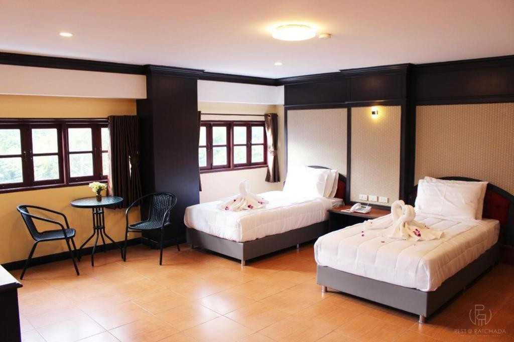 Rest@Ratchada Hotel กรุงเทพมหานคร ภายนอก รูปภาพ